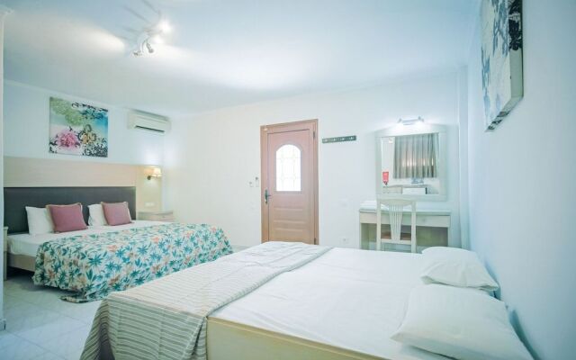Roseclub Apartments