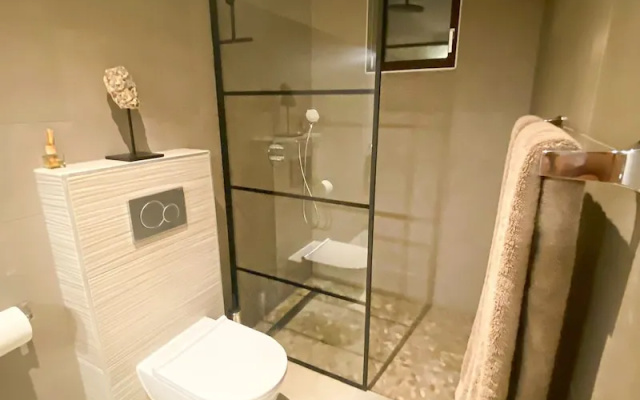 Lxry Apartment Jan Sofat With Private Pool