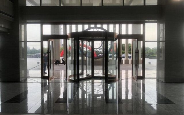 GYA Taixing Hongqiao Plaza Hotel