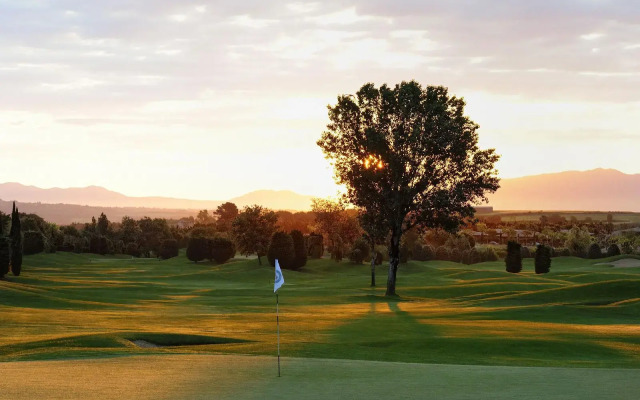 Torremirona Aparthotel Vila Birdie