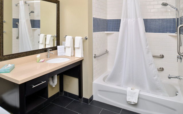 Staybridge Suites Rochester - Commerce Dr NW by IHG