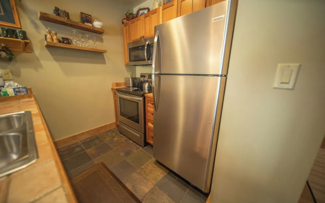 Red Hawk Lodge 2241 OFB