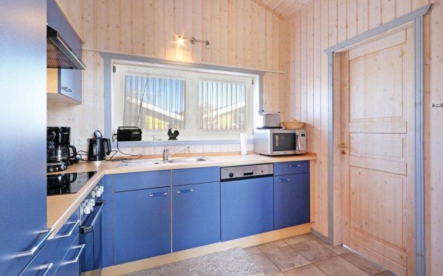 Nice Home in Rechlin With 2 Bedrooms, Sauna and Wifi