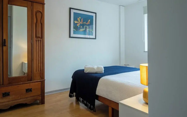 Captivating 3-bed House in London