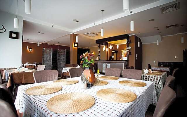 Noclegi i Restauracja Folkowa