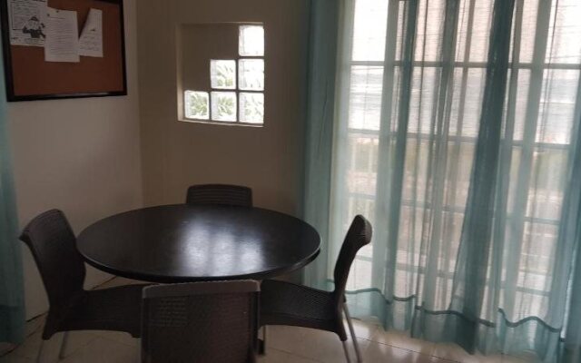 Sound Bay Beach Apartment