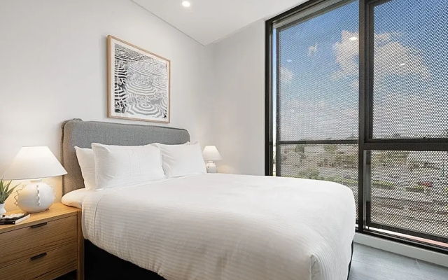 Bright Studio in Fremantle With Modern Finishes