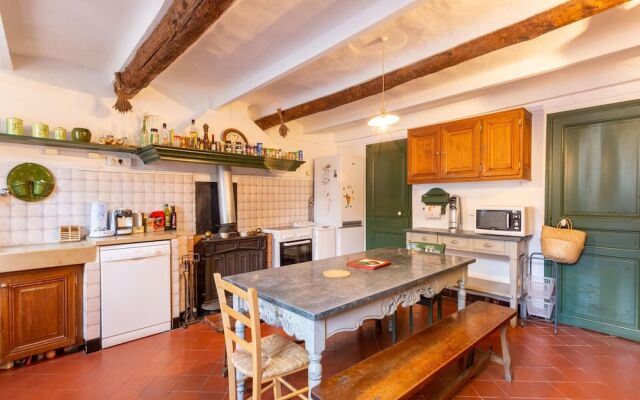 Cozy Holiday Home With Private Pool