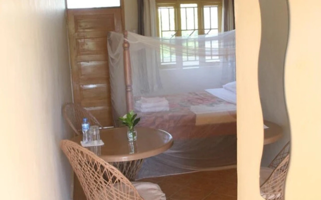 African Village Hotel