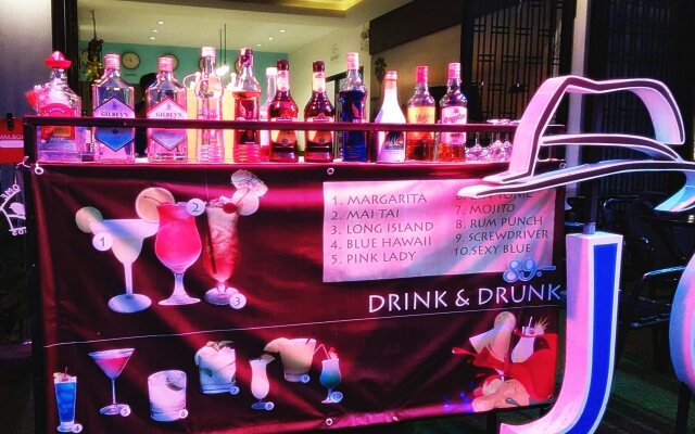 Hotel The Journey Patong New