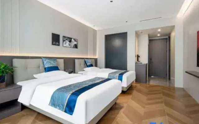 Yunxi.Huashe Hotel