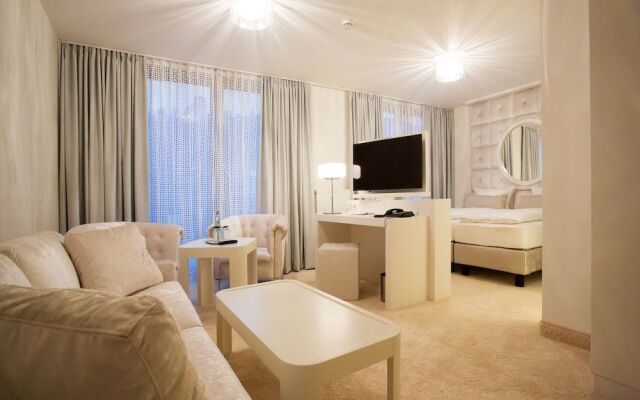 Digital Hotel Kronjuwel by BRIGHT Waldkirch - Self Check-in