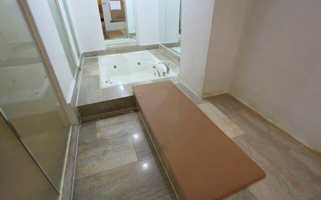 M Hotel