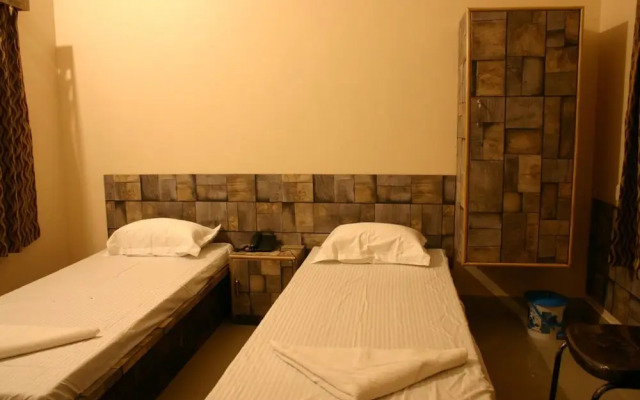 Utsav Grand by ShriGo Hotels