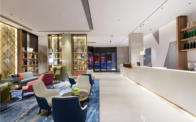 Borrman Hotel(Shanghai Hongqiao Railway Station National Exhibition Center Shop)