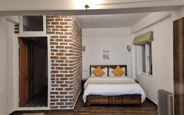 The Coverpage Boutique Stays