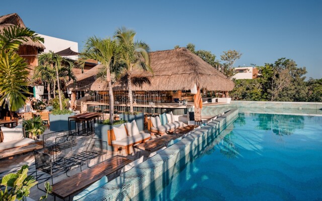 Mayan Monkey Hotel & Hostel Tulum