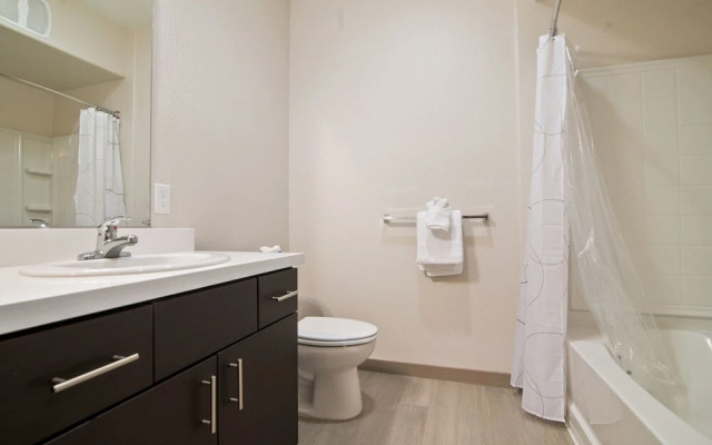 Global Luxury Suites Austin Downtown