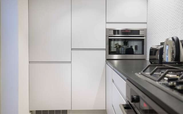1 Bedroom Flat In Kensington