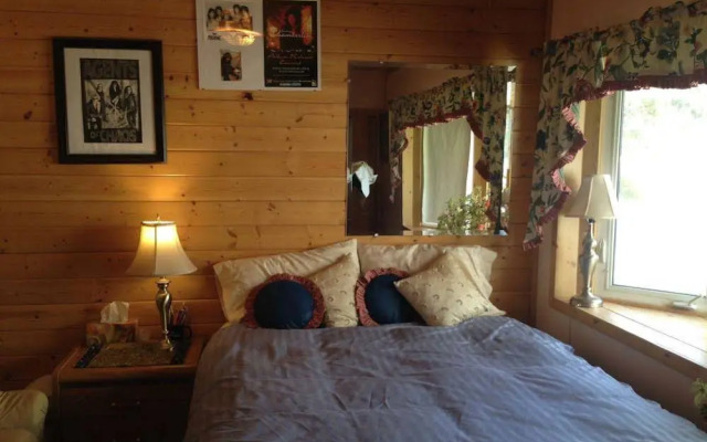 Ravensong Guest House