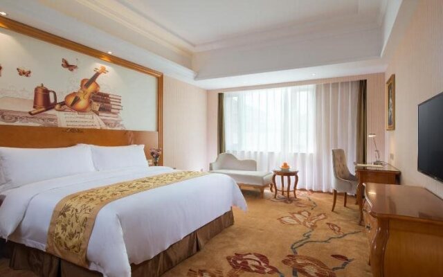 Vienna International Hotel Guangzhou Xintang Jean Fangzhicheng