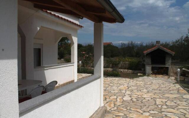 Snjeza - 80 m From Beach - A2 Apartman