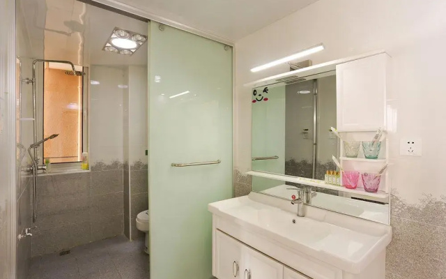 Line 2 apartment