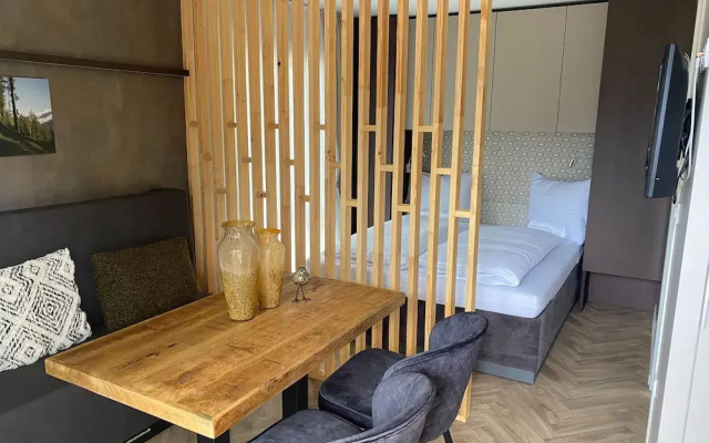 Luxury Chalet With ac Near Pressegger See
