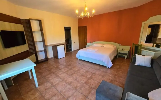 Olivet Hotel