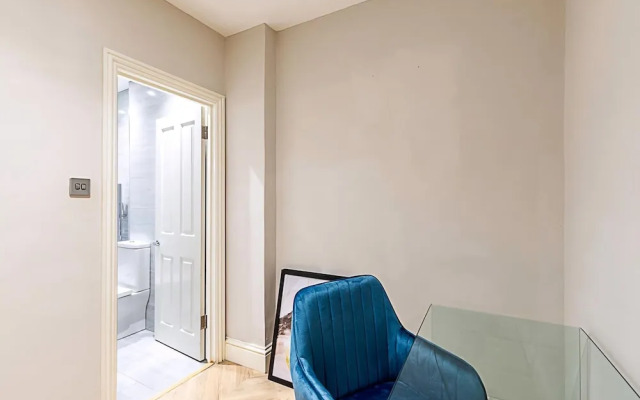 Beautiful Two Bedroom Abode in Notting Hill