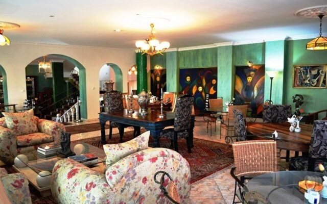Palacio Domain Luxurious Boutique Hotel