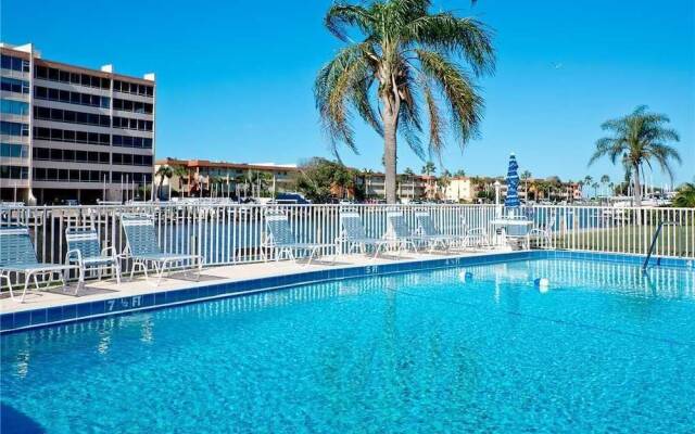 Inlet 21 - Two Bedroom Condo