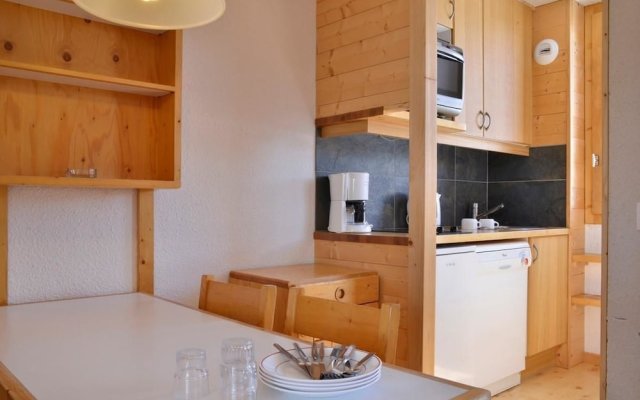 Belle Plagne Studio for 4 People of 28 Mâ², Located in the Resort Center Be541