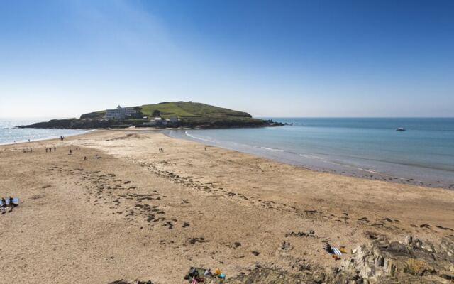 25 Burgh Island Causeway