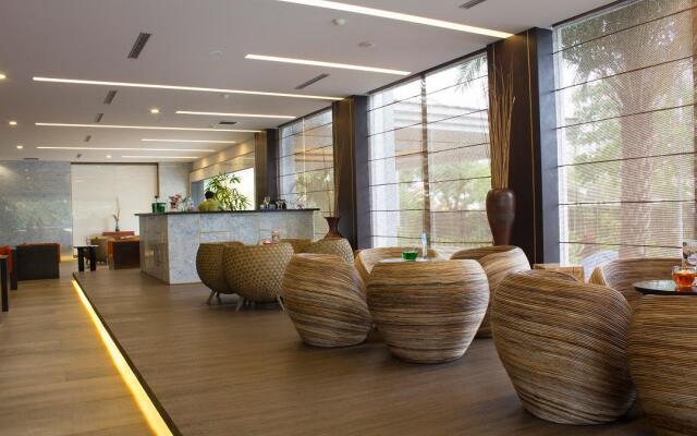 Rattan Inn