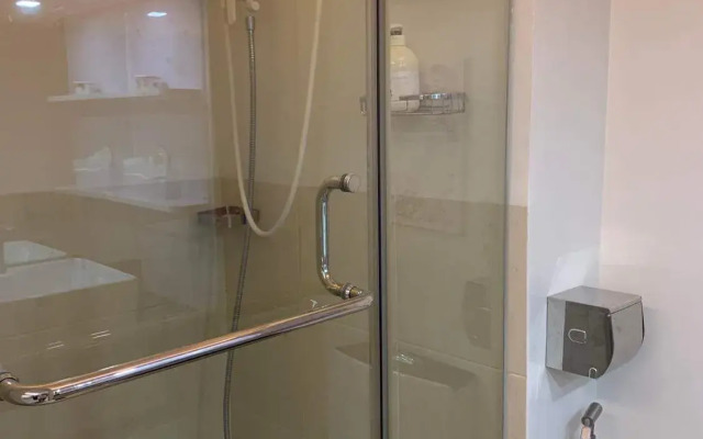 SPOT ON 92188 Ndalem Eyang Guesthouse Syariah