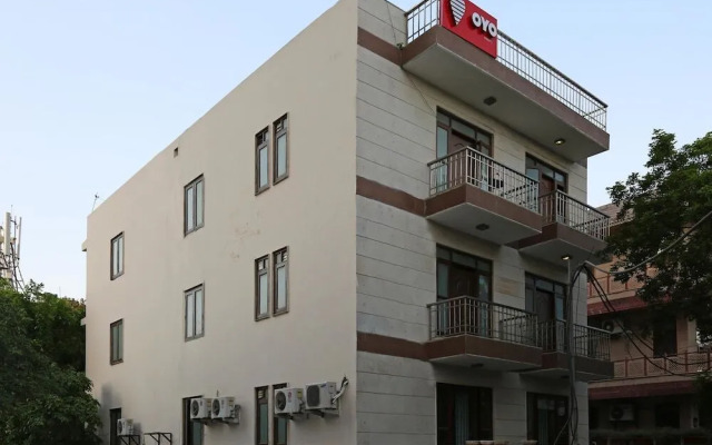 Solitaire Villa By OYO Rooms
