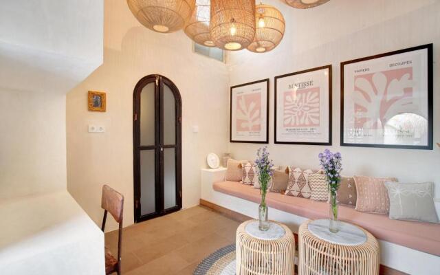 Loft Style Private Bungalow Seminyak 1 bedroom