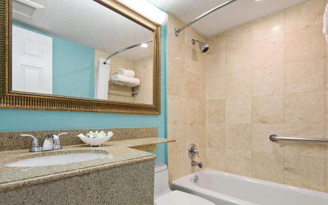 Best Western Plus Oceanside Inn