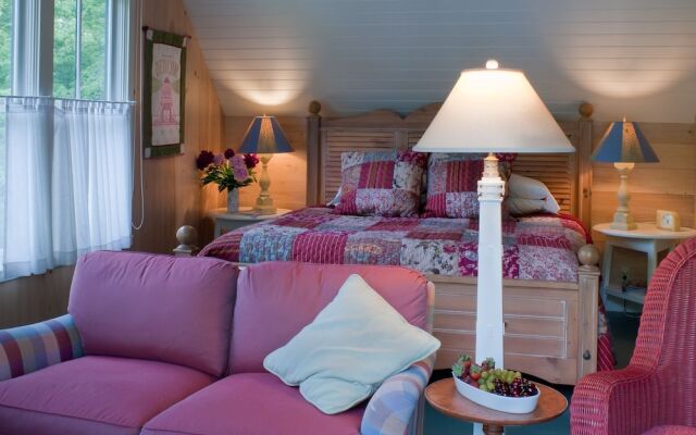 Coveside Bed & Breakfast