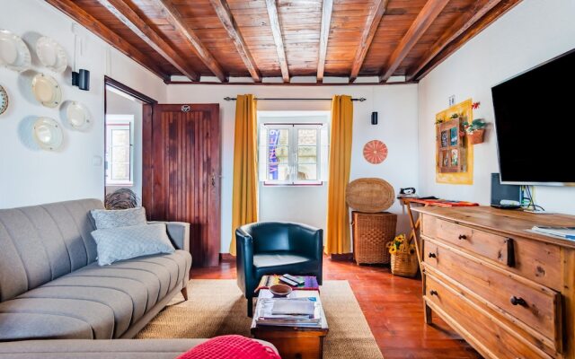 Casa das 10 Janelas at Monsanto