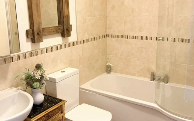 Inviting 2-bed Apartment in Matlock Sleeps 6