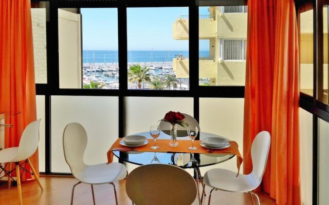 Valdecantos Beachfront Apartments