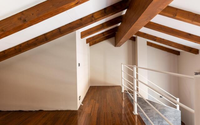 Galliera 2 - Wooden design apartment