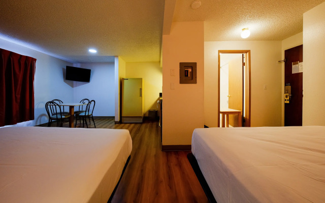 OYO Hotel Hermiston OR, Downtown