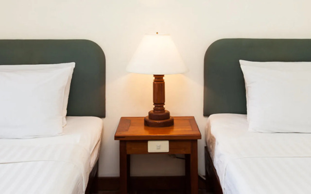 Riverhouse Hotel - The Teak House