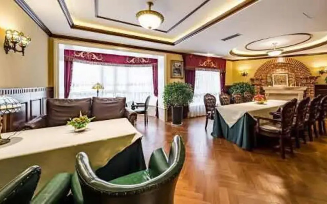 Seine House