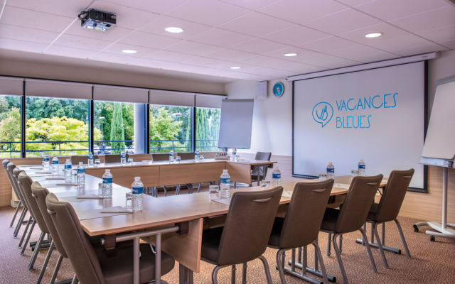 La Villa du Lac Hôtel – Résidence & Spa