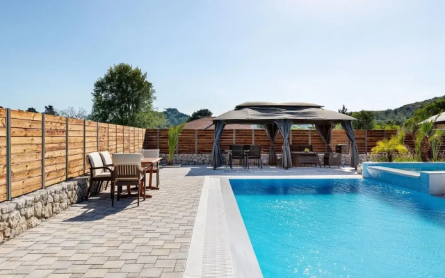 Panthea Luxury Villa