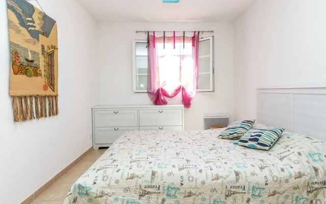 Charming Apartment in Mallemort with Swimming Pool